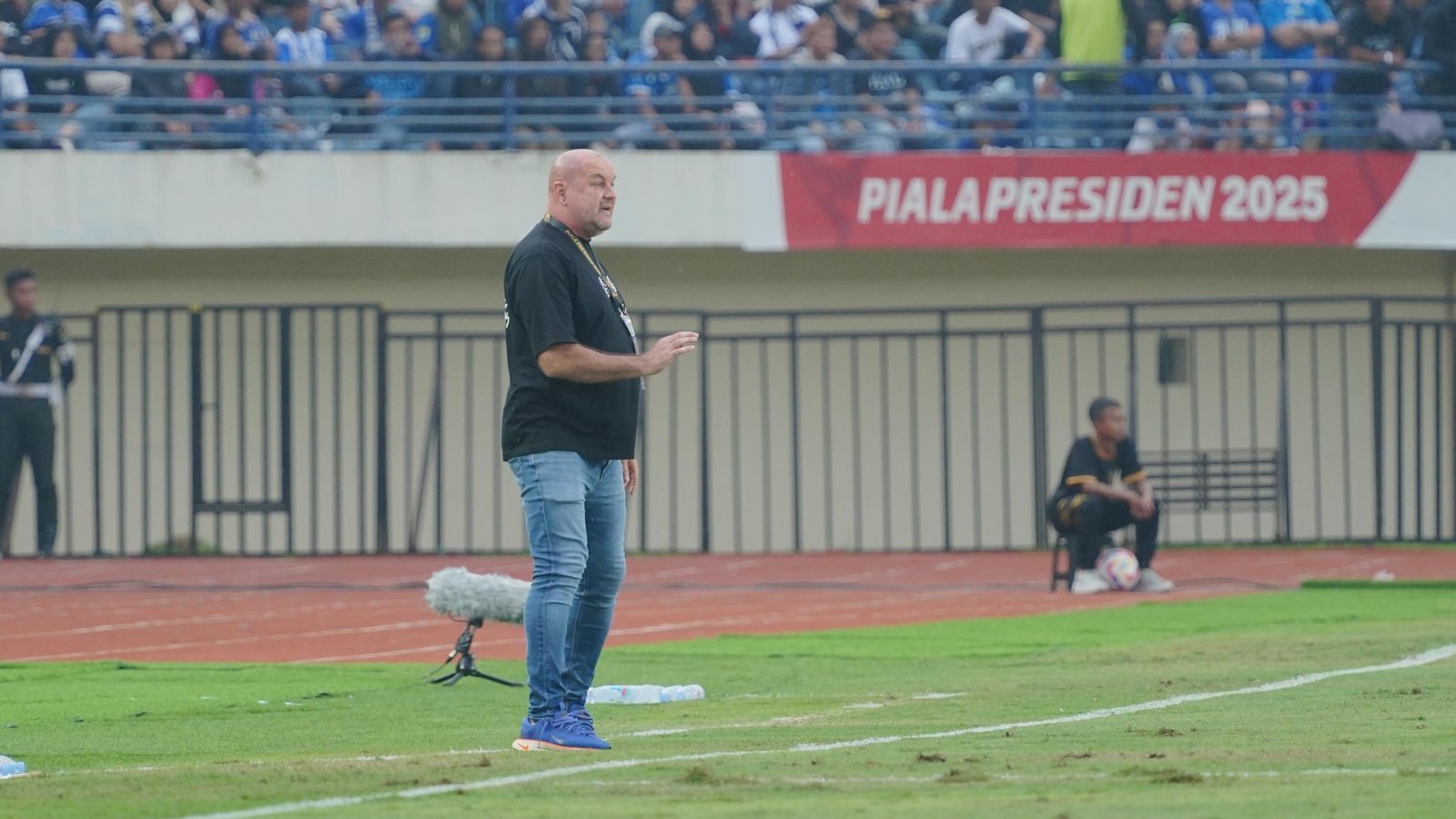 Bojan Hodak Pertimbangkan Untuk Menambah Satu Pemain Asing di Skuad Persib